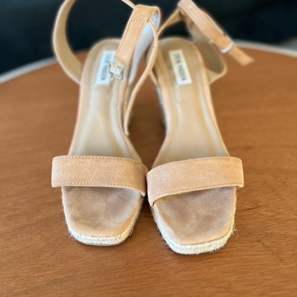 Steve Madden Tan Block Heel Sandals